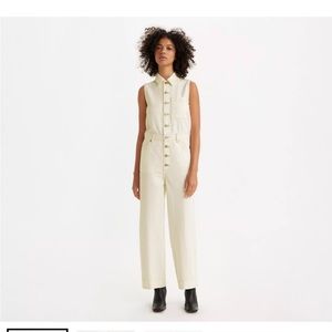 Levi’s sleeveless jumpsuit